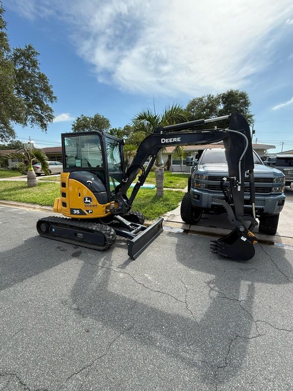 Heavy equipment Rentals