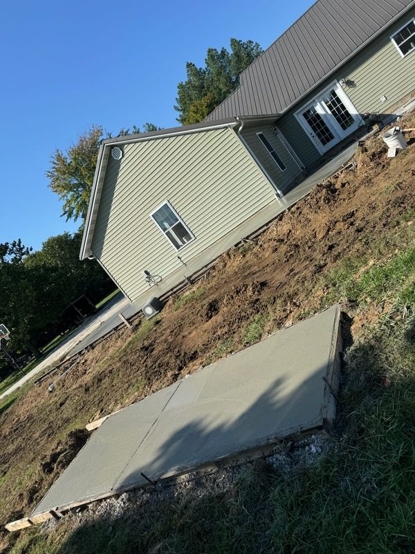 Tunnel's To Towers - ADA Compliant, Deck and Bath