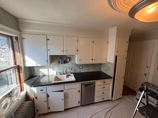 INTERIOR PAINTING (FULL REPAINT PROJECTS)
