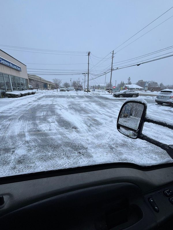 Commercial & Residential Snowplowing