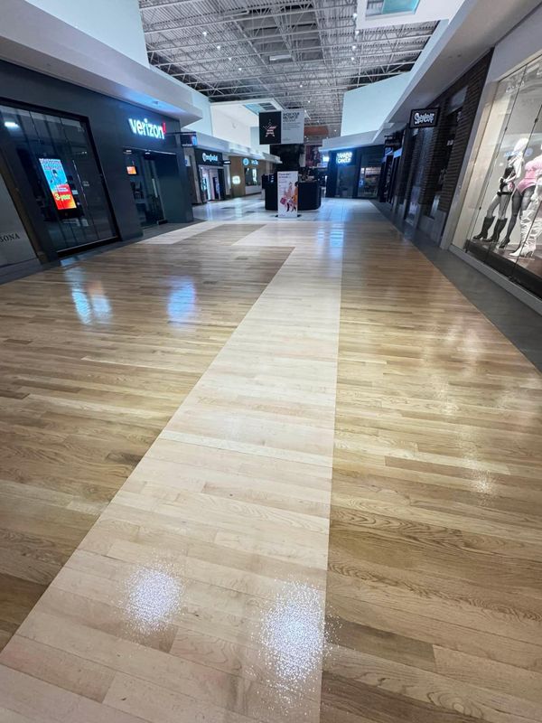 Solid hardwood installation