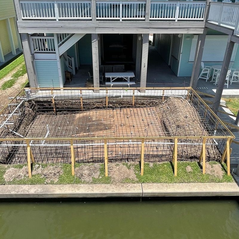 Custom Pool Construction gallery