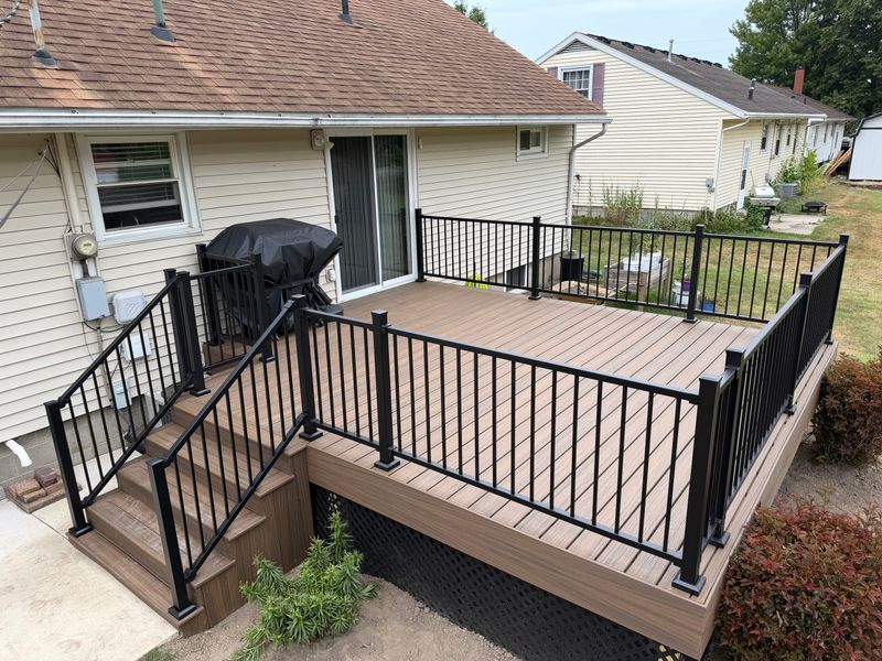 Custom Deck Building & Deck Installation