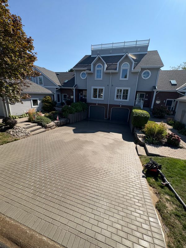 Interlock Pressure Washing & Re-Sanding