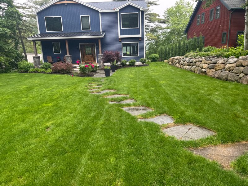 Glen Lake paver patio and walkway