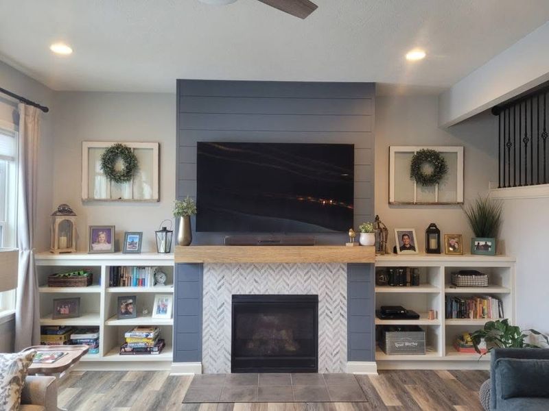 Living Room & Lounges