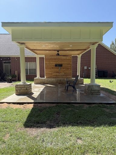 Outdoor Living Spaces