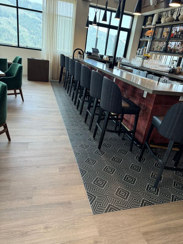 Floor installation Tile & natural stone