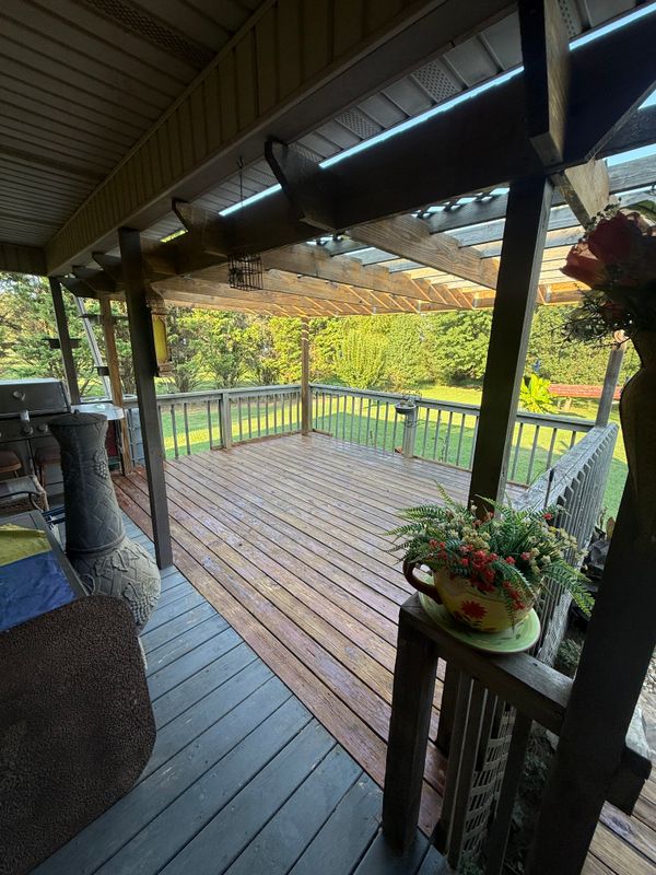 Revitalized Retreat: Transformative Deck and Pergola Power Washing