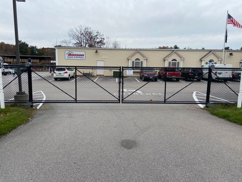 Commercial Fencing