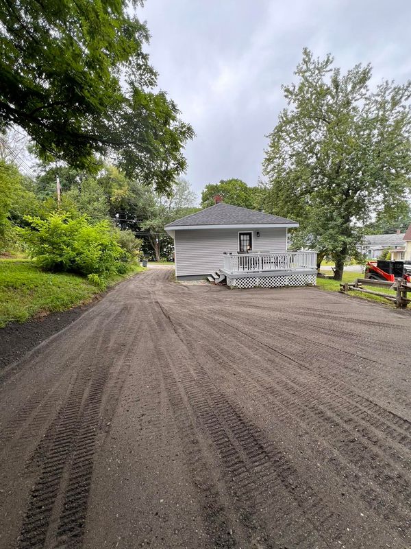 Driveways/Roads