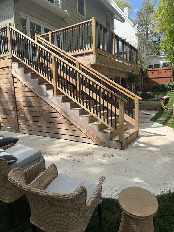 Deck Staining and Sealing