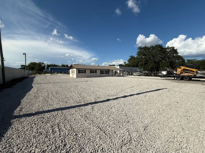 Gravel delivery and installation