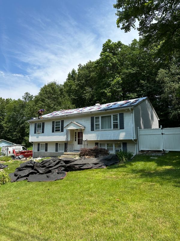 Transforming Homes with Durable GAF Shingles