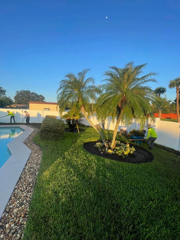 Rock & Mulch Installation