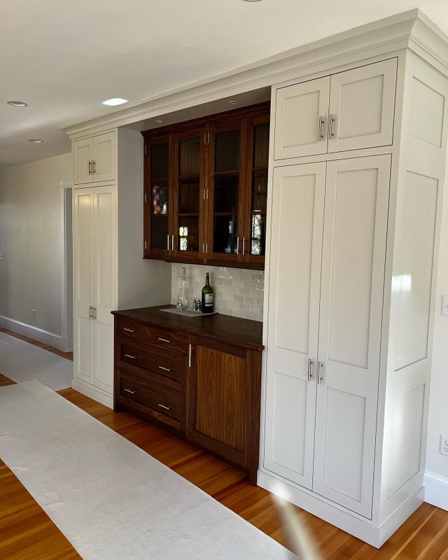 Cabinet Refinishing