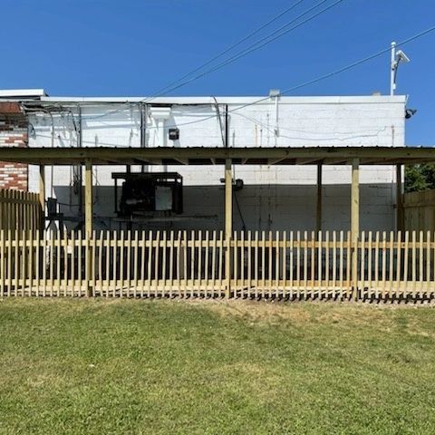 Privacy Walls & Pergola