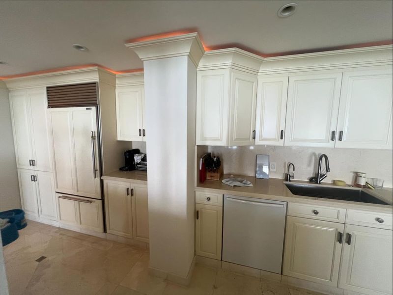 Kitchen Cabinet Refinishing