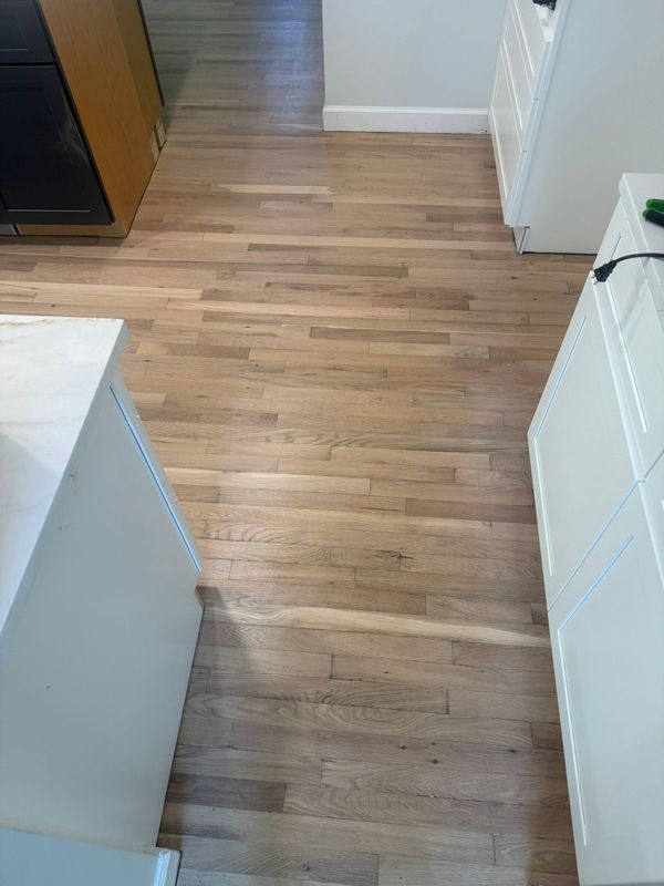 Solid hardwood installation