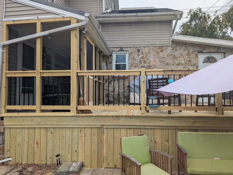 Deck Installation & Repair