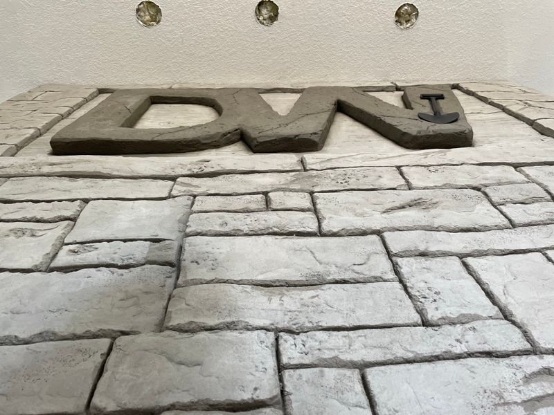 Interior fireplace & feature walls 