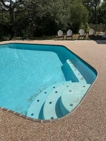 Rubber Stone Overlay