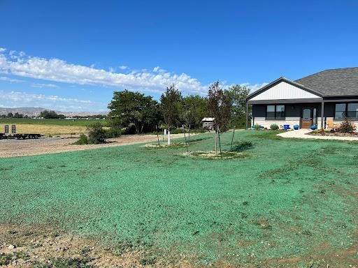 Residential and Commercial Hydroseeding