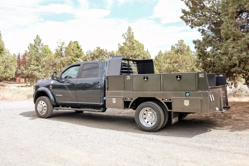 Custom Flatbeds