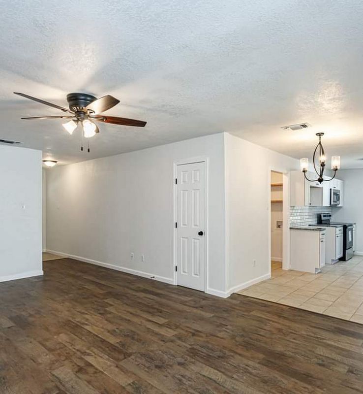 Move In / Move Out Cleaning