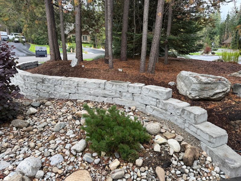 Precast Block Retaining Walls