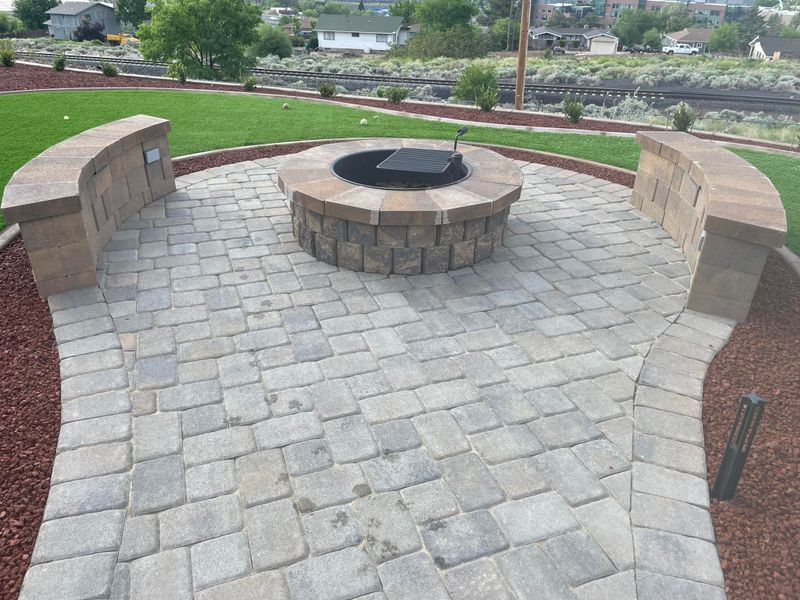 Hardscaping & Landscaping