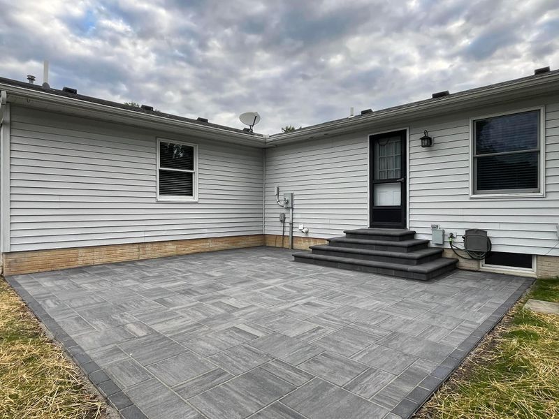 Patios & Walls 