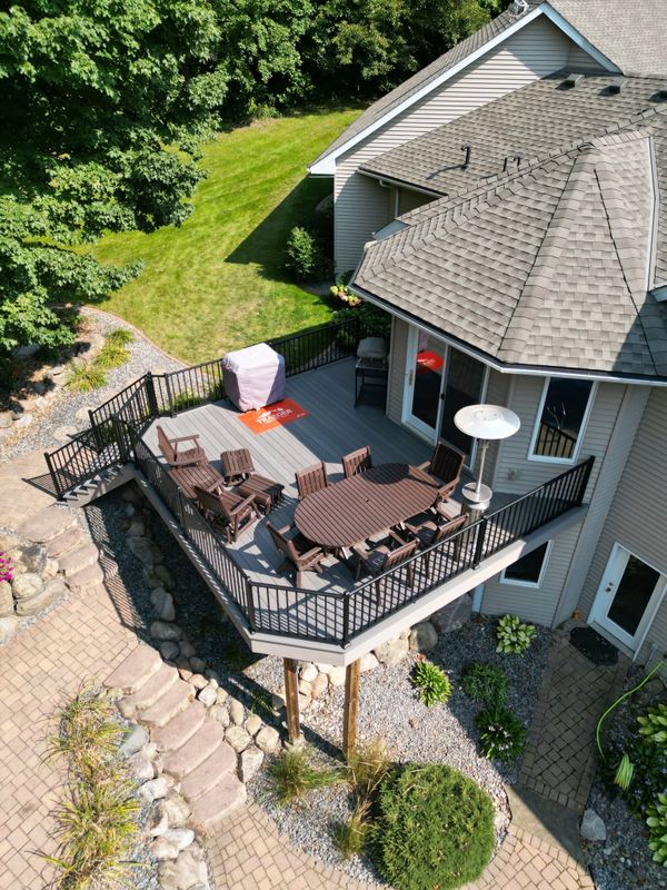 Custom Deck & Porches