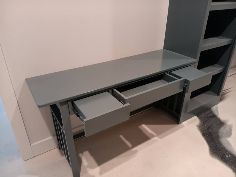 Custom Cabinet Manufacturing