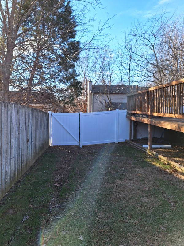 Transforming Privacy: Lifetime Vinyl Fencing Upgrade in Evansville, Indiana