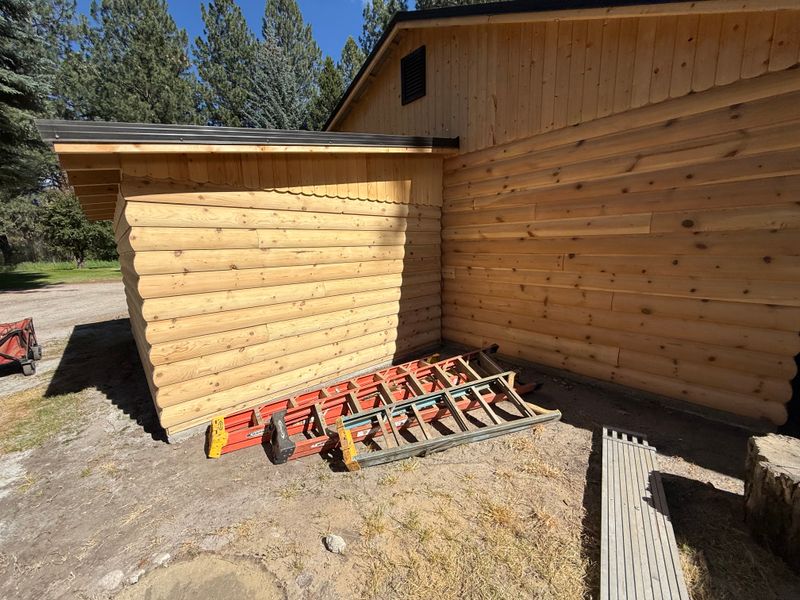Log Home Restoration
