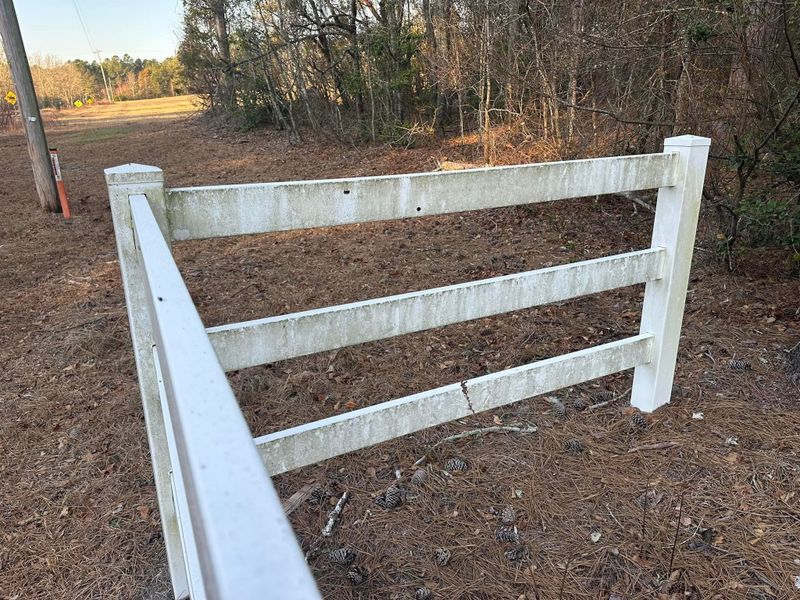 Wood Deck & Fence Cleaning
