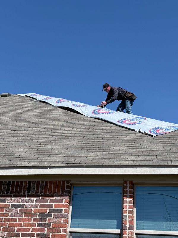 Flawless Roof Replacement in Sunny Suburb