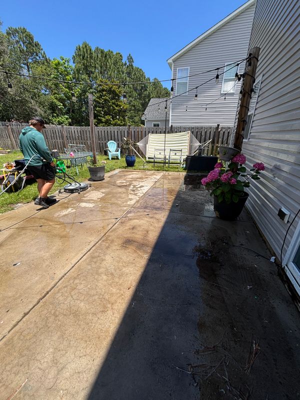Deck & Patio Cleaning