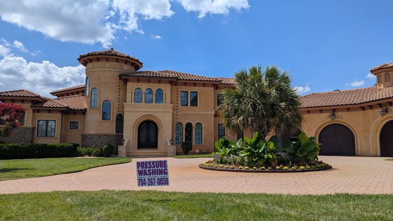 Roof and Gutter Cleaning