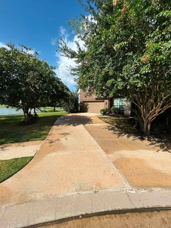 Residential Pressure Washing