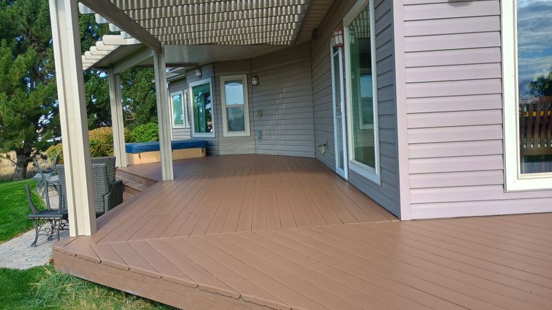 Deck and Fence Staining