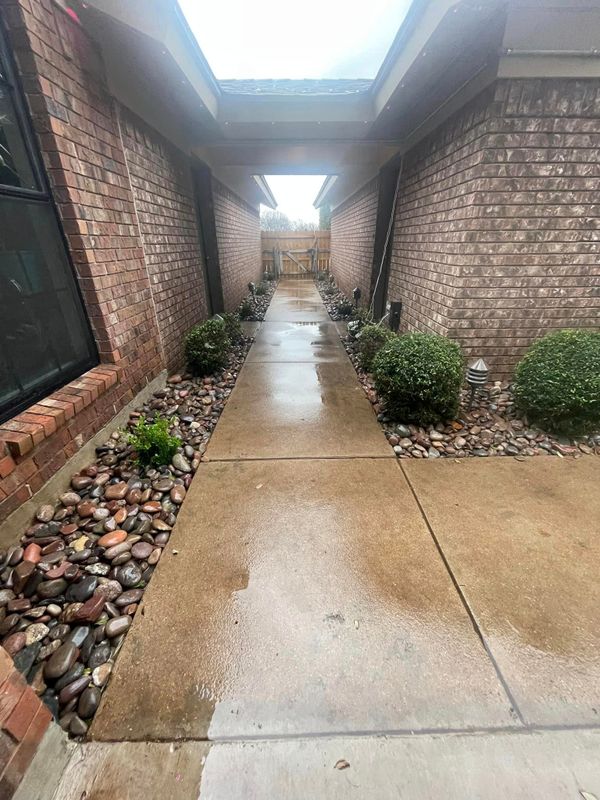 Mulch & Rock Installation