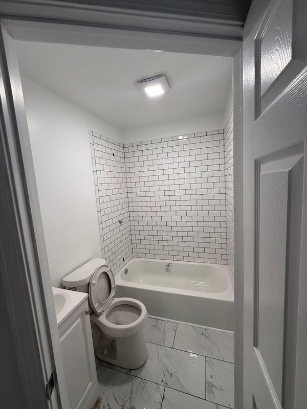 Kitchen & Bathroom Remodeling