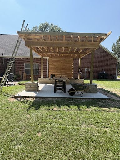 Outdoor Living Spaces