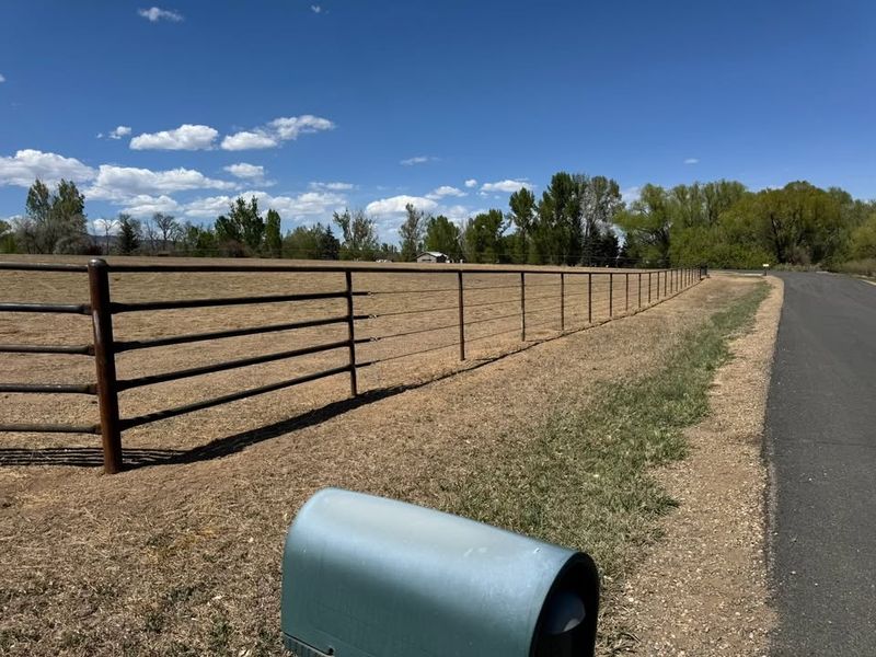 Pipe & Cable Fence