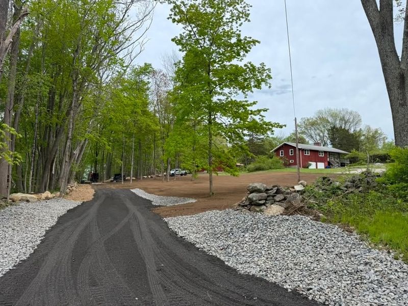 Gravel and Milling Driveways