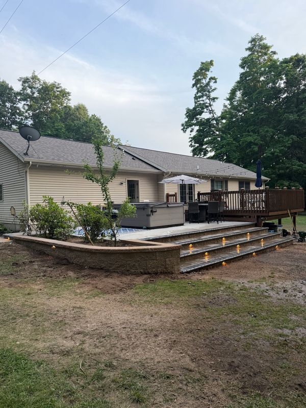 New Patio Steps and Retaining Wall Give This Backyard a Sharp Finished Look