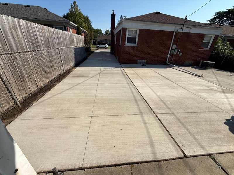 Concrete Driveway Replacement