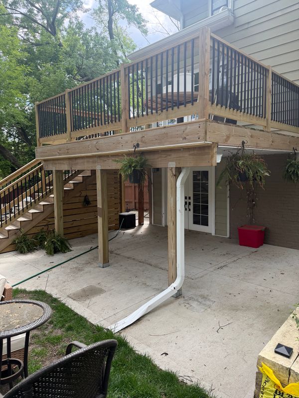 Deck Staining and Sealing